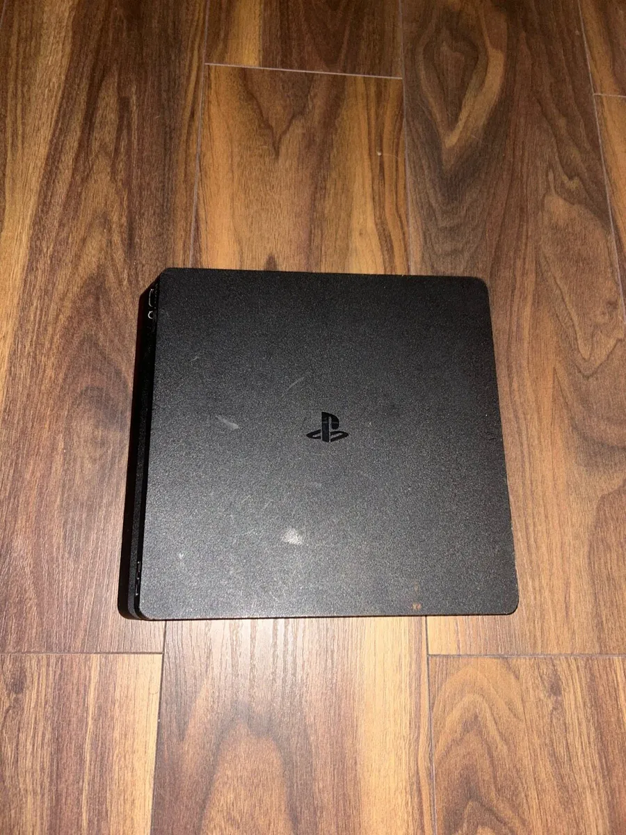 PlayStation 4 slim 500gb - Image 1