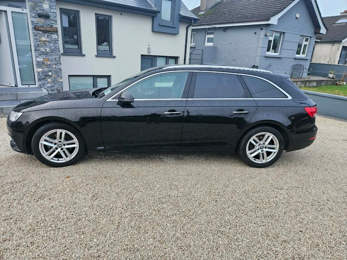 Audi A4 Avante 2.0TDI ULTRA - AUTOMATIC - Image 3