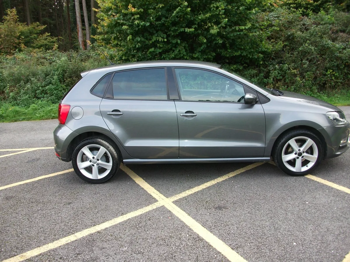 Volkswagen COMFORTLINE 1.0  Polo 2015 - Image 3