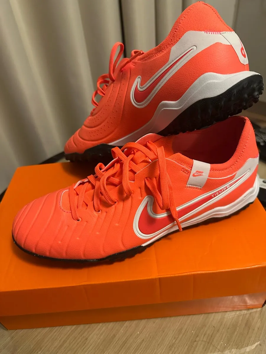 Tiempo legend 10 pro turf - Image 2