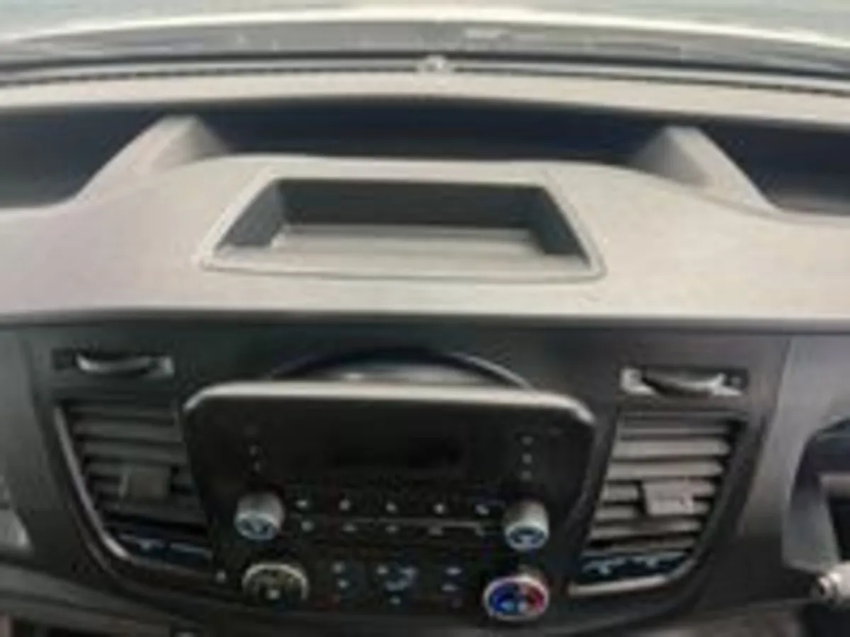 Ford Transit Transit 2.0 350 EcoBlue Leader FWD L2 - Image 3