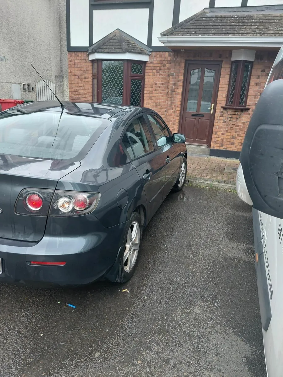 Mazda Mazda3 2009 - Image 1