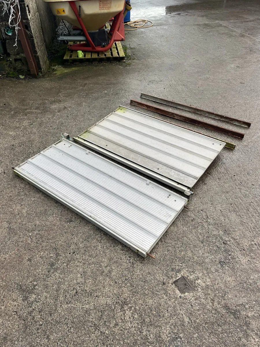 Ifor Williams 8 x 5 Sheep Decks - Image 1