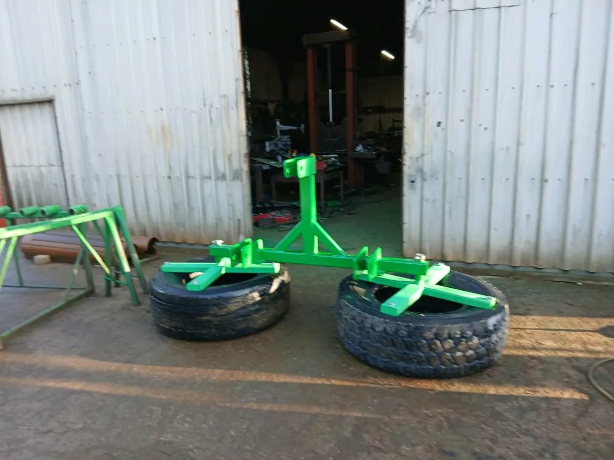 Silage pushers - Image 1