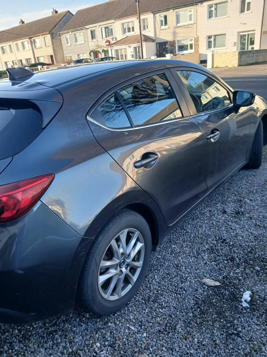 Mazda Mazda3 2015 - Image 4