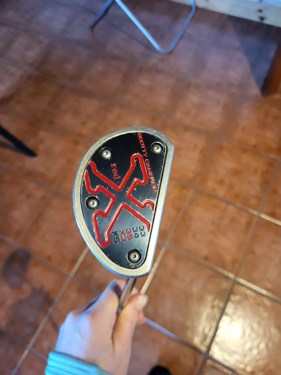Scotty cameron red x 32 inch putter - Image 3