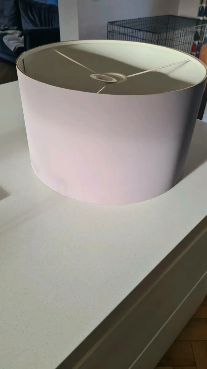 Lamp shades x4 - Image 1