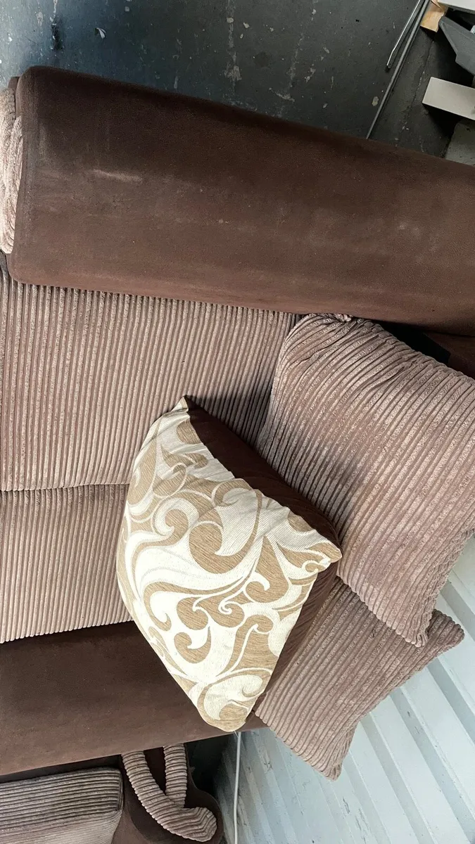 3+2 seater Sofa - Image 3