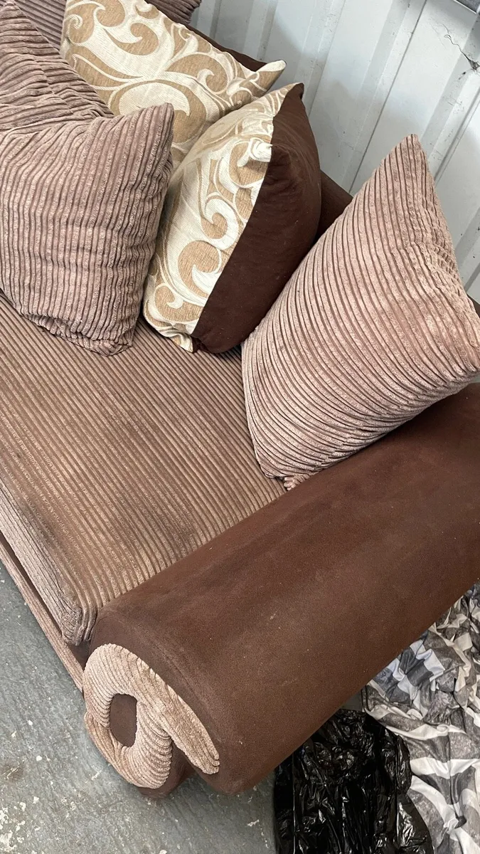 3+2 seater Sofa - Image 4