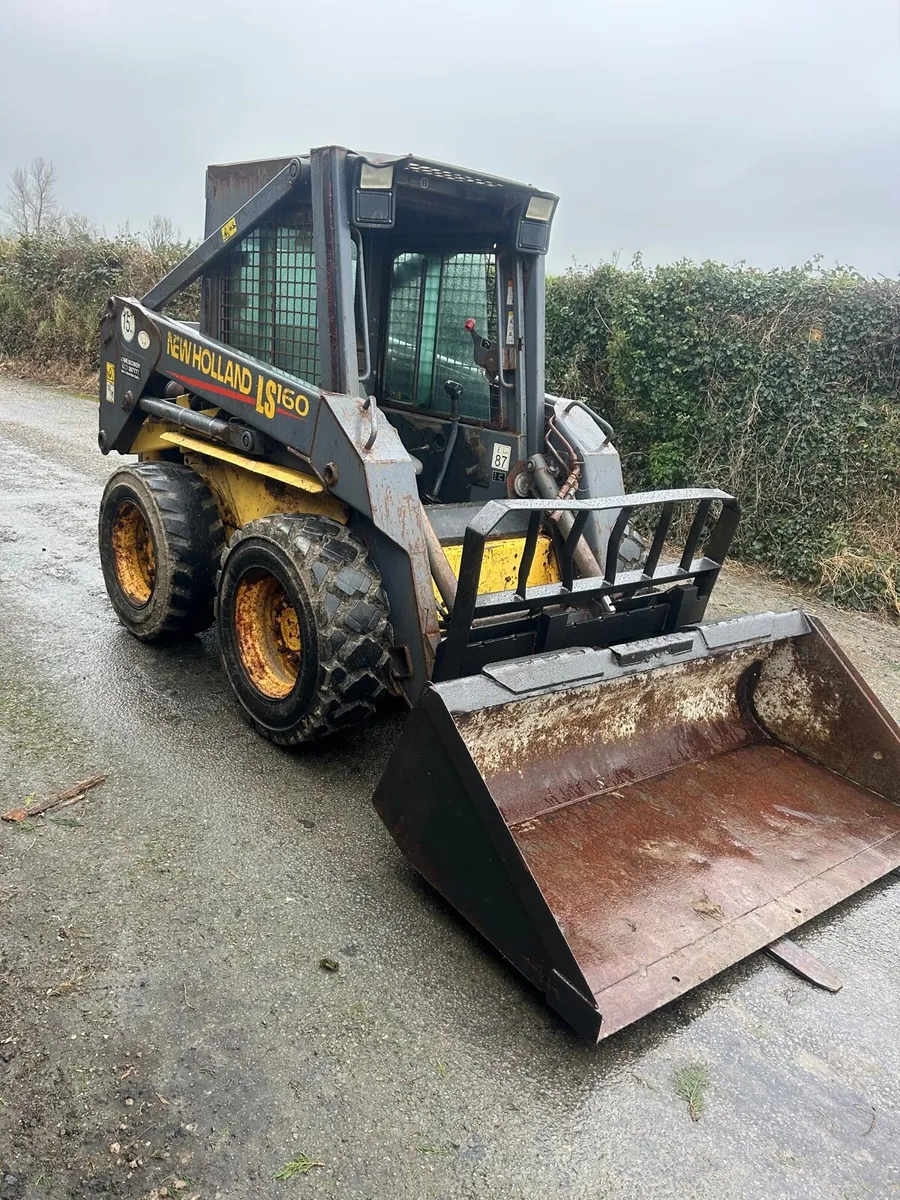 New Holland ls160 skid steer for sale - Image 2