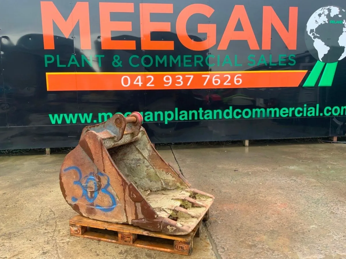 36" STRICKLAND BUCKET......65mm PINS.....303f. - Image 1