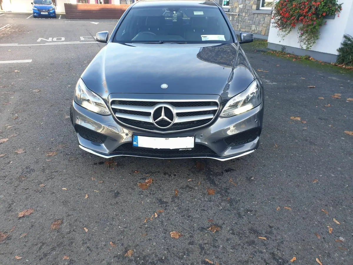 Mercedes-Benz E-Class 2013 - Image 3