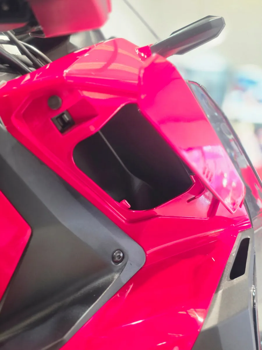 Honda ADV750 - Image 4