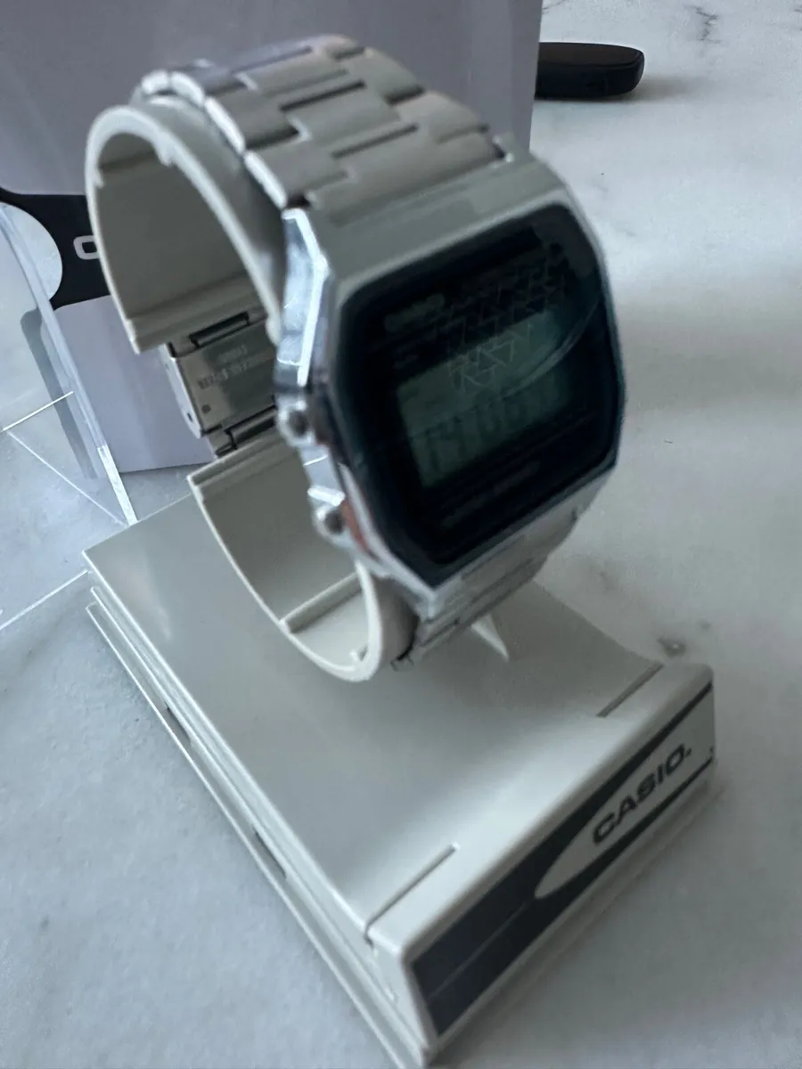 Casio Retro Watch - Image 4