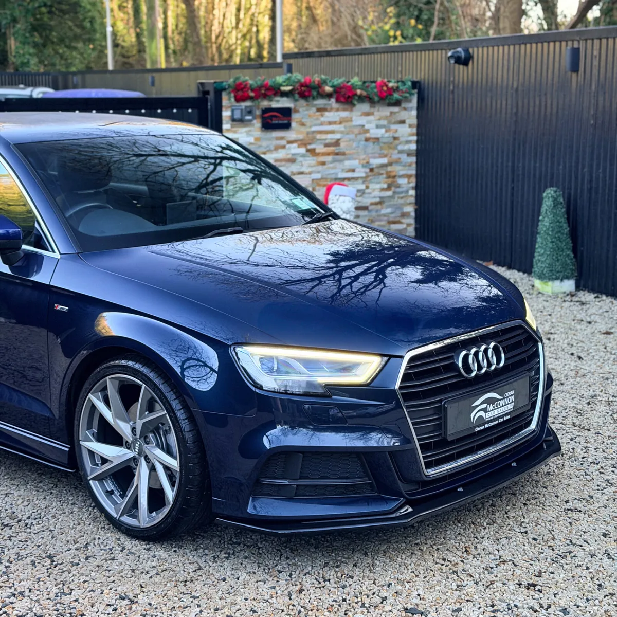 2019 (191) Audi A3 2.0TDI AUTO Saloon 150BHP *MINT - Image 2