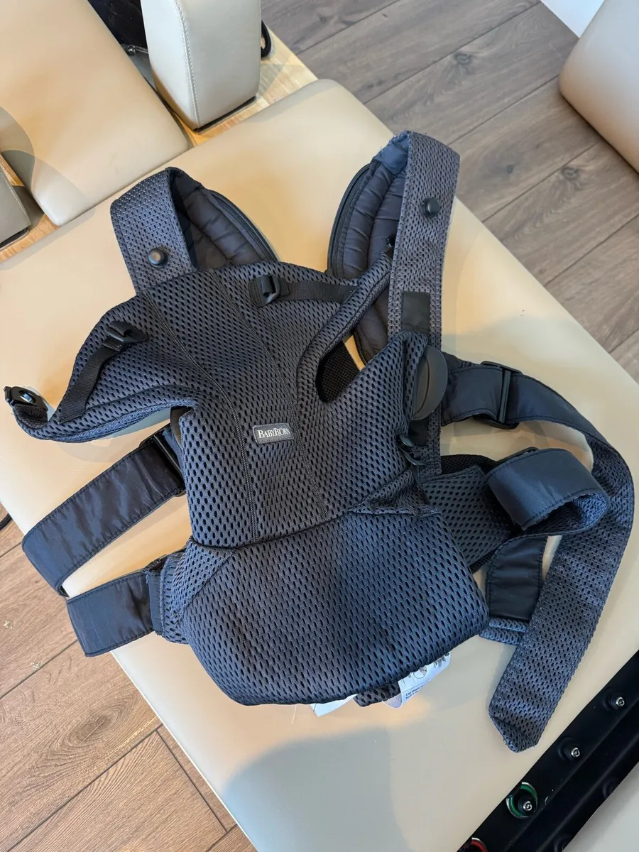 Babybjorn Baby Carrier - Image 2