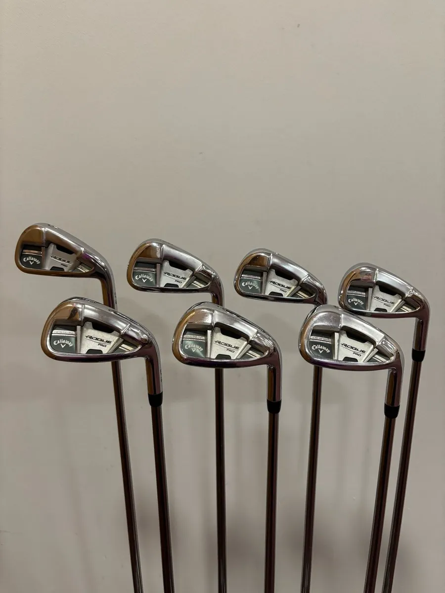 Callaway Rogue Pro CF18 Irons 5-AW - Image 1