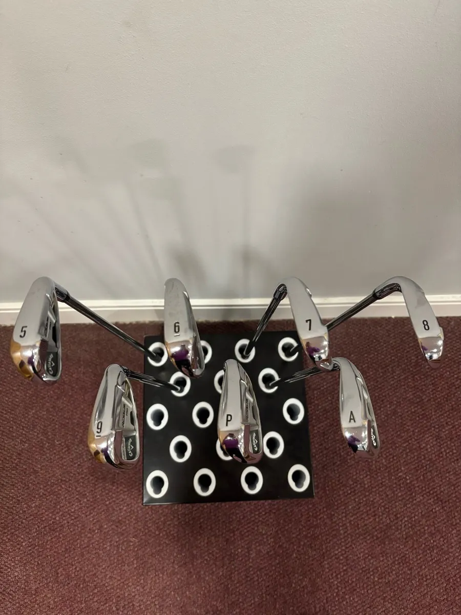 Callaway Rogue Pro CF18 Irons 5-AW - Image 2