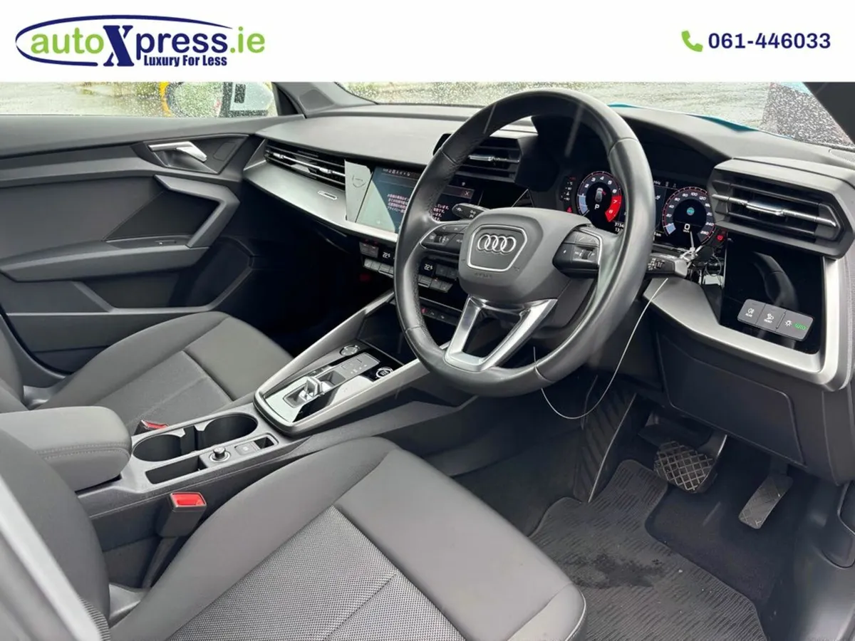 Audi A3 30 TFSI Automatic, Reversing camera - Image 2