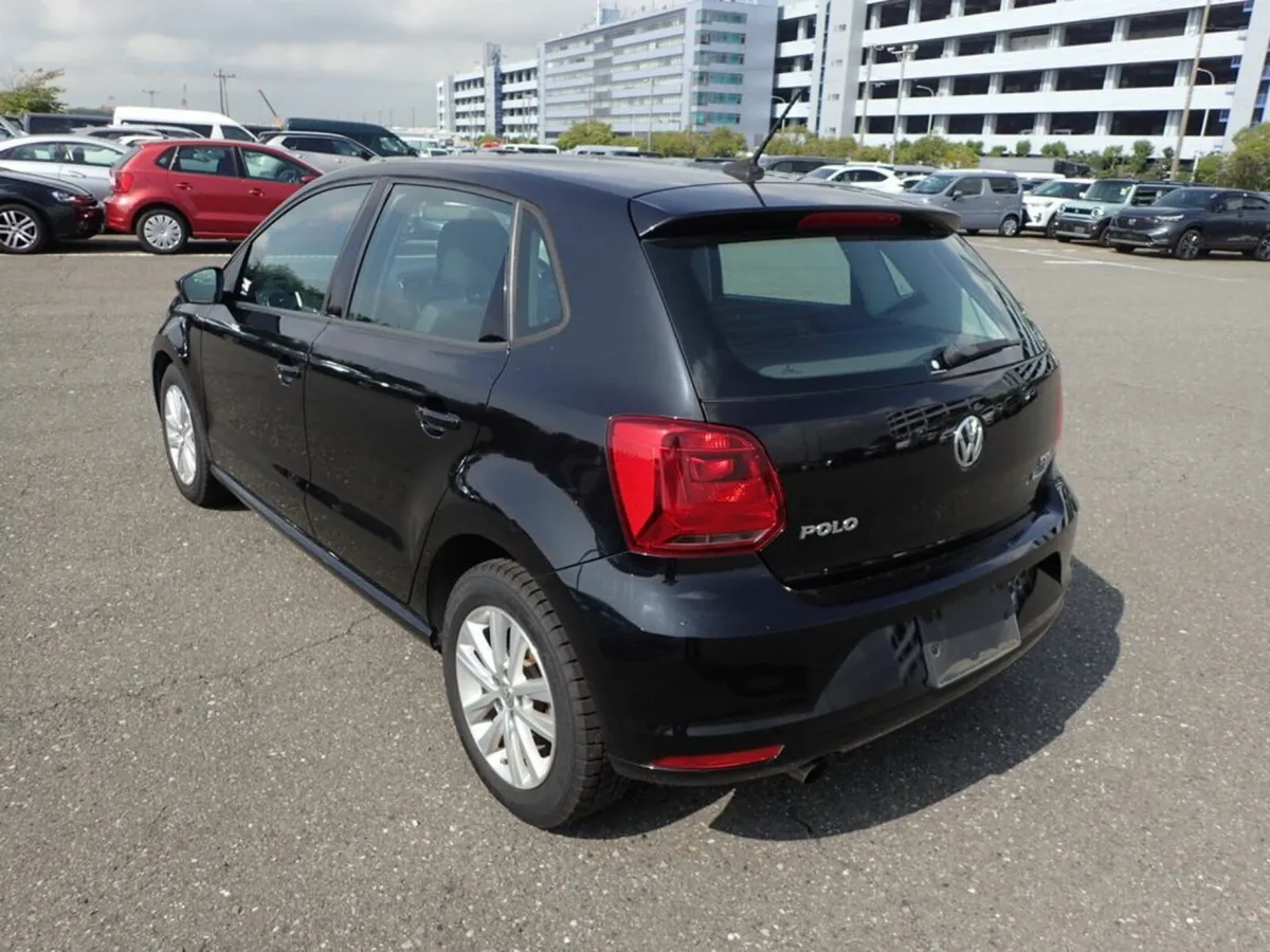 Volkswagen Polo 1.2 Comfortline Plus 5DR H/B Autom - Image 4