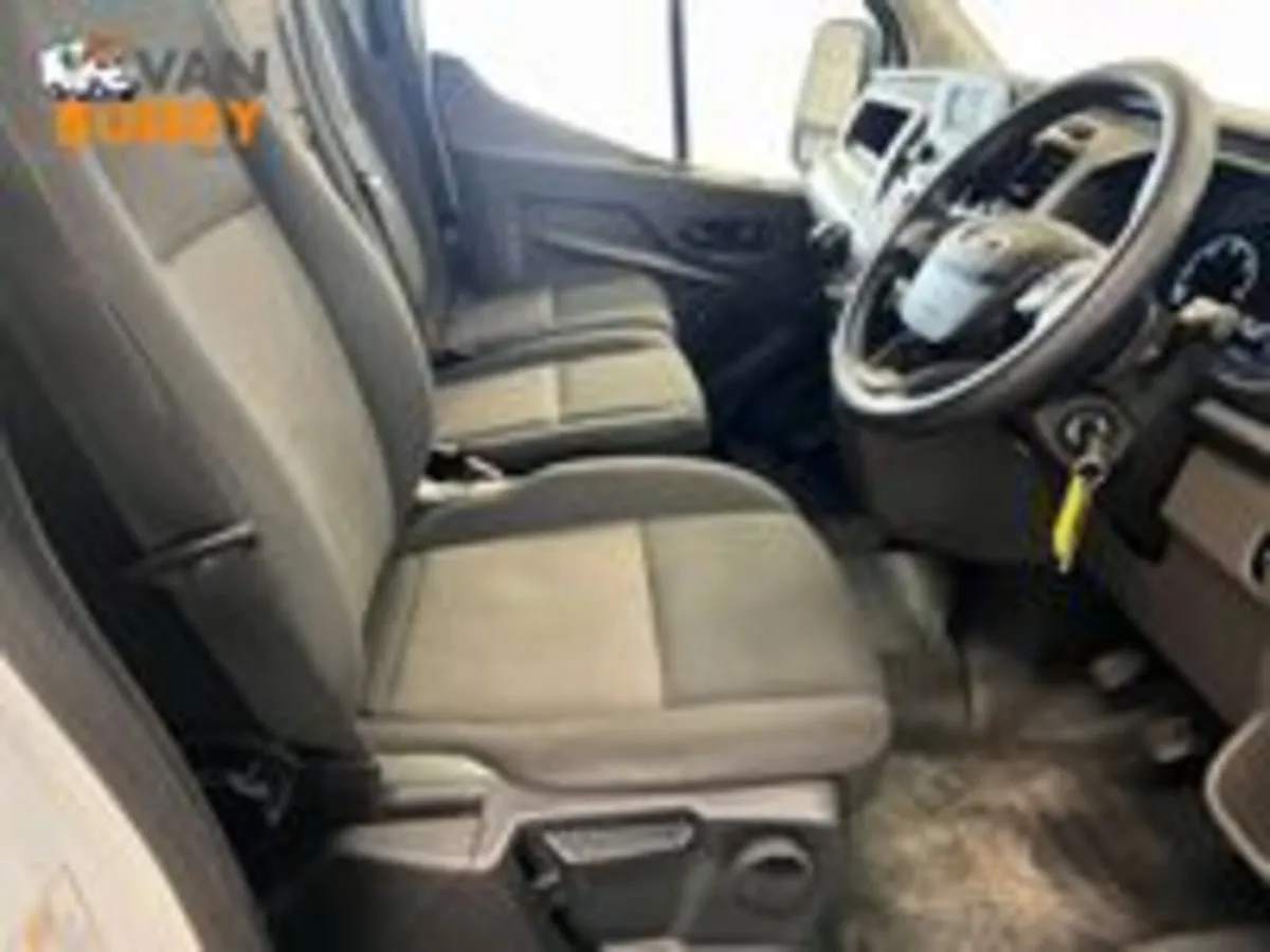 Ford Transit Transit 2.0 350 EcoBlue HD Leader RWD - Image 3