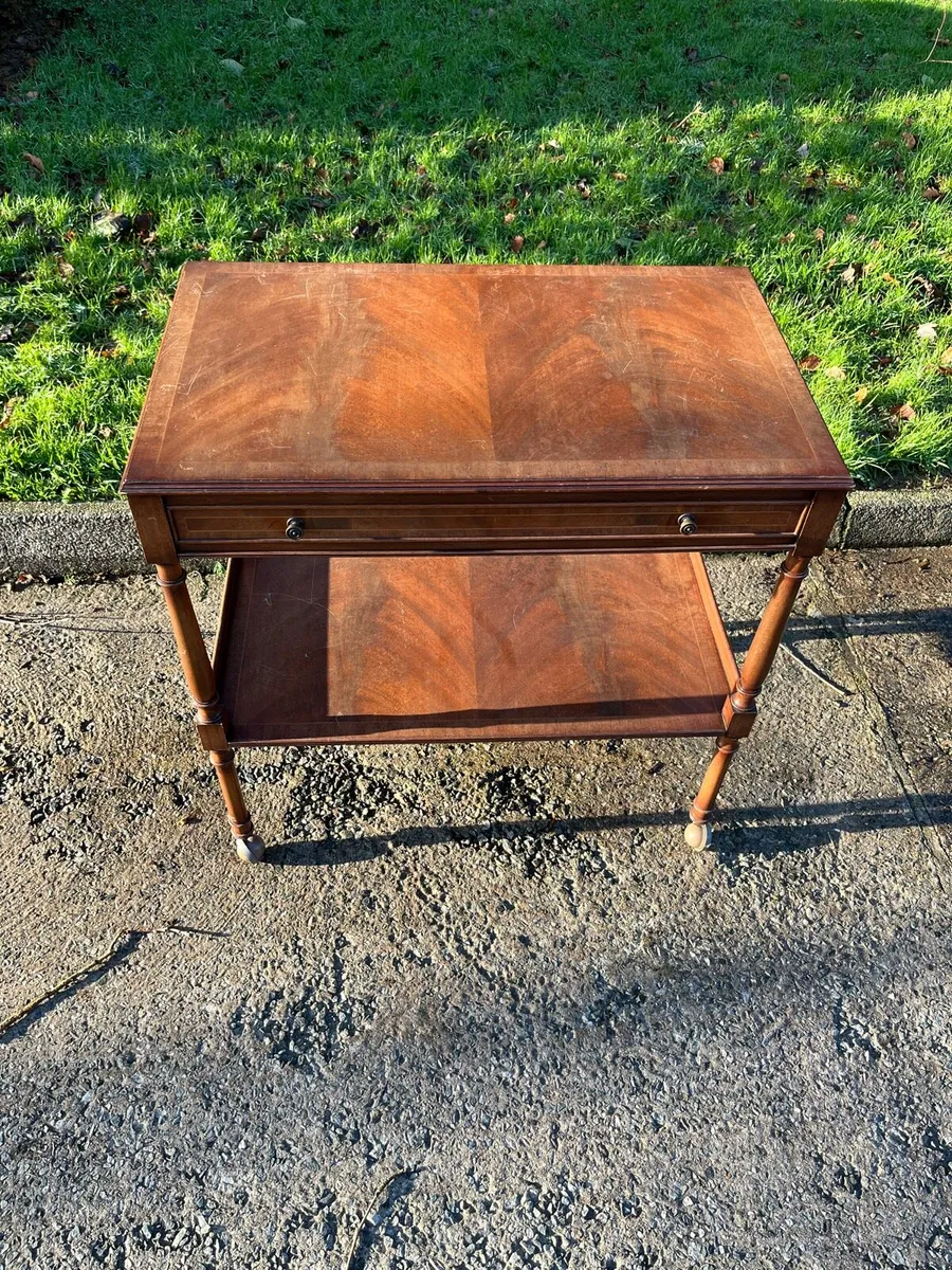 Vintage table - Image 1