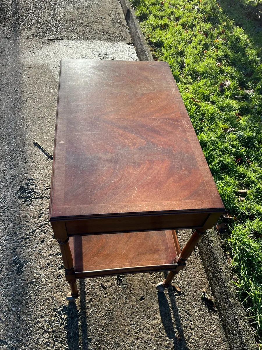 Vintage table - Image 3