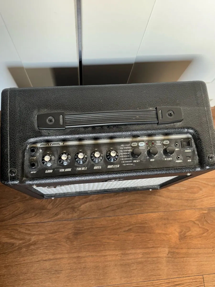 Fender Mustang V.2 - Image 2