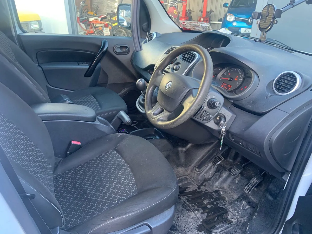 2016 Renault kangoo - Image 4