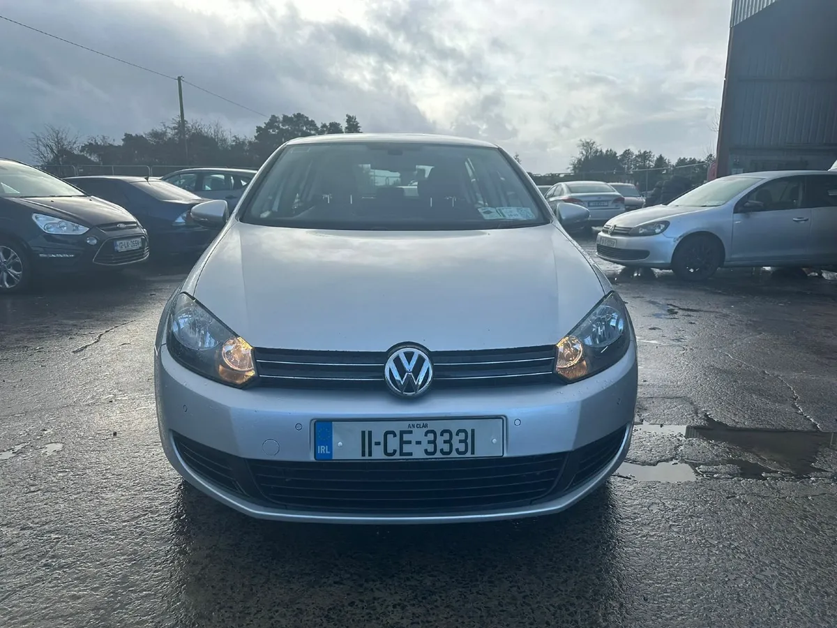 Volkswagen Golf 2011 - Image 2