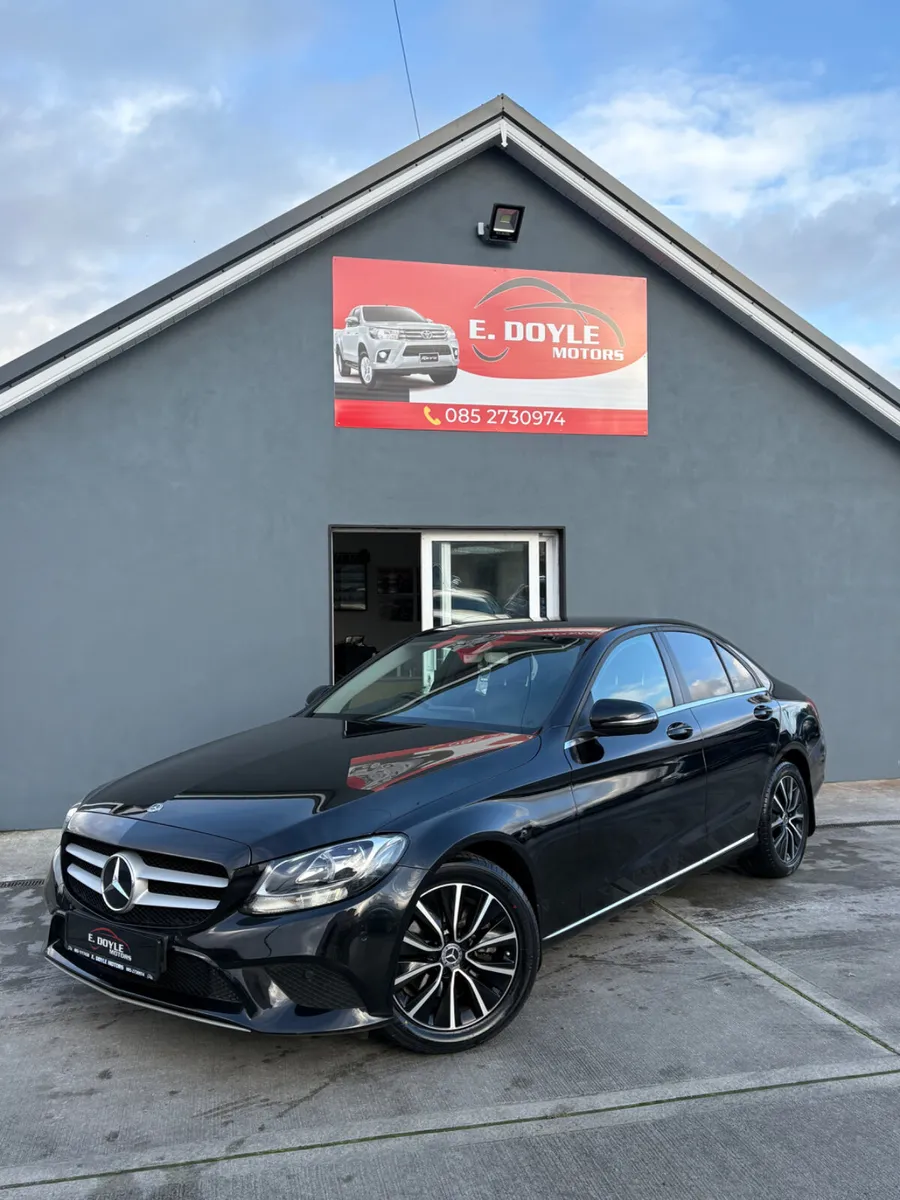 Mercedes-Benz C-Class 2019 - Image 2