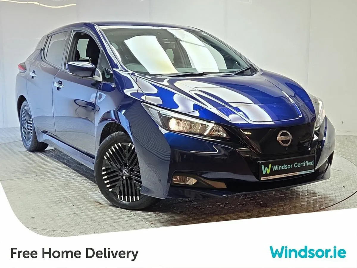 Nissan Leaf N-Connecta 40kWh Auto - Image 1