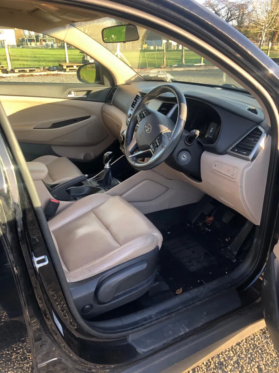 Hyundai Tucson Engine Gone - Image 2