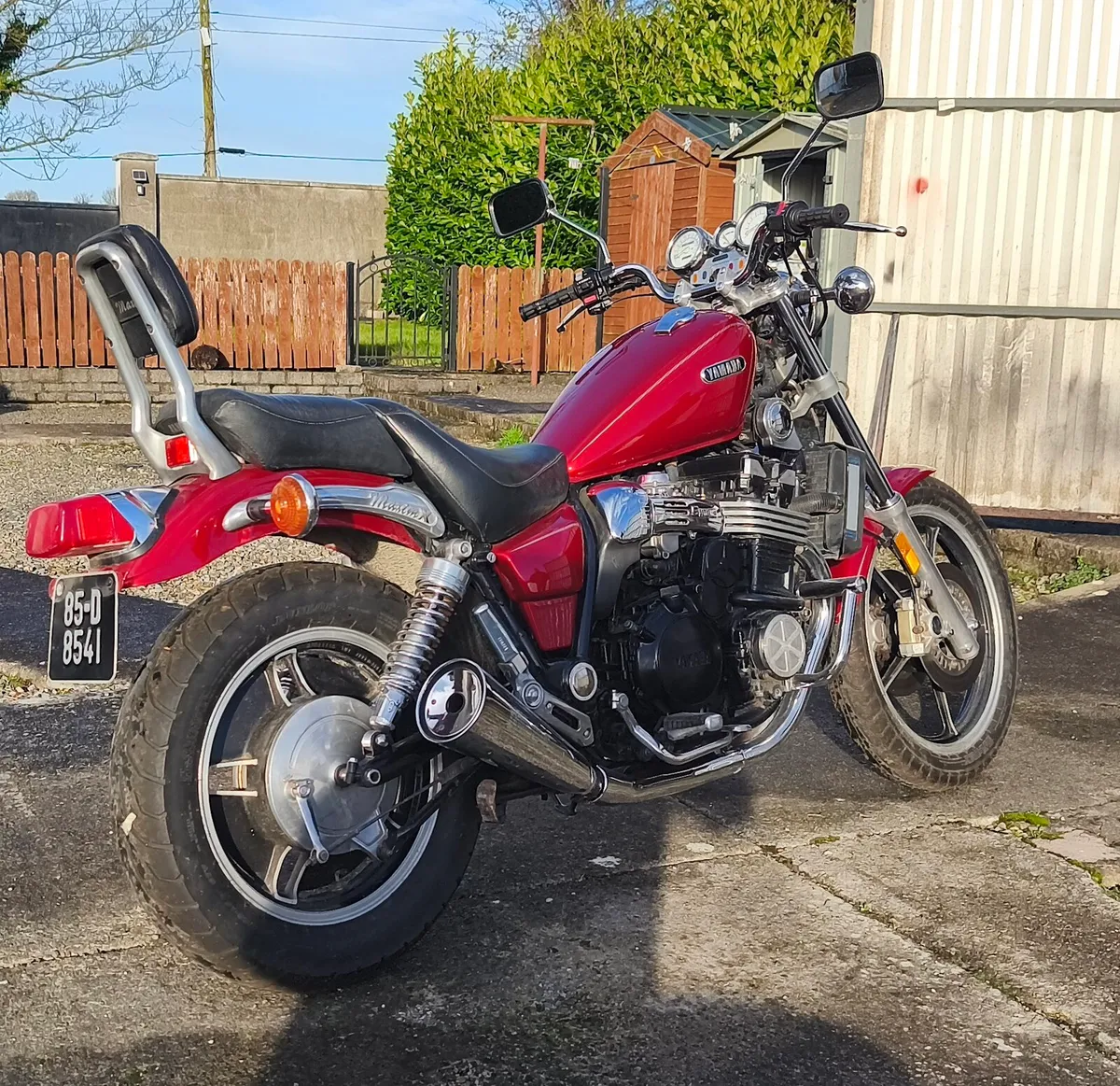 Yamaha Maxim XJ700 - Image 4