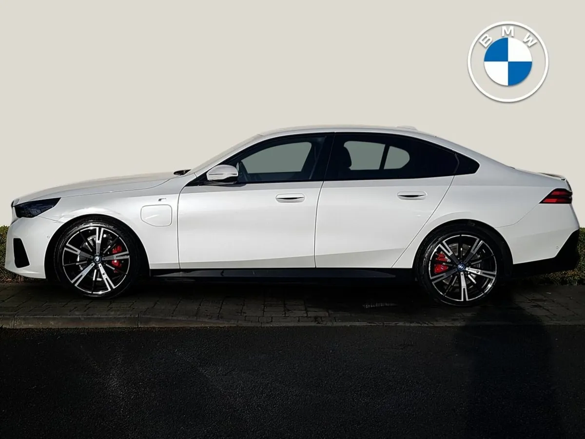BMW 5-Series 530e M Sport - Image 3