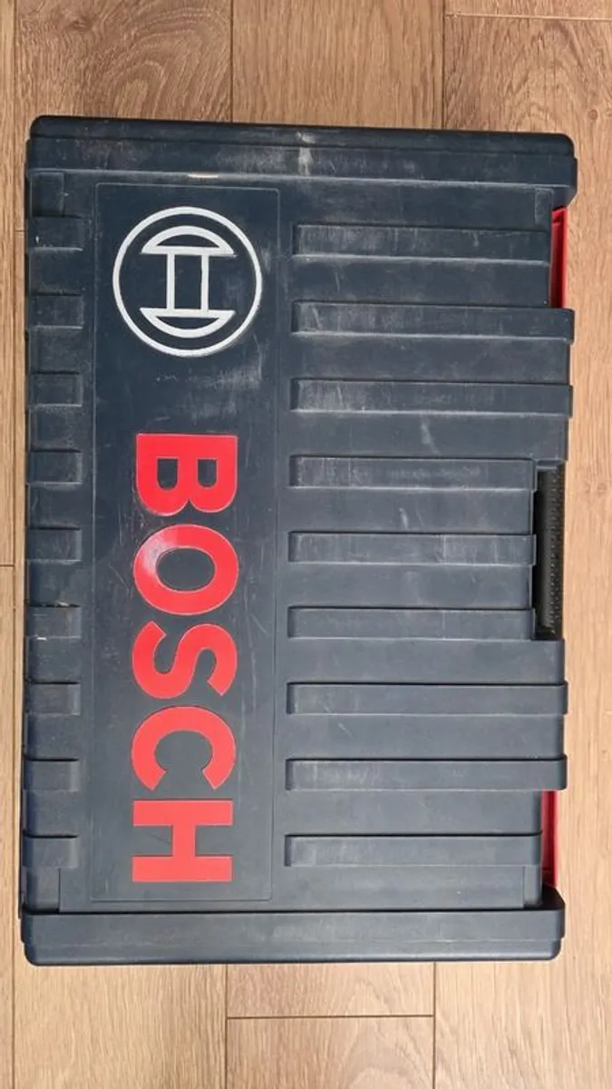 Bosch GBH 36 VF-LI Plus Professional SDS Hammer Drill - Image 3