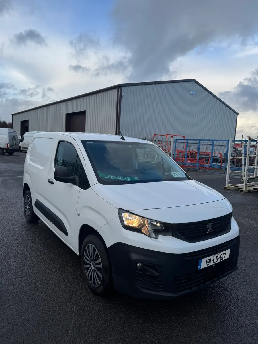 2019 Peugeot Partner - TAX AND TEST - Image 1