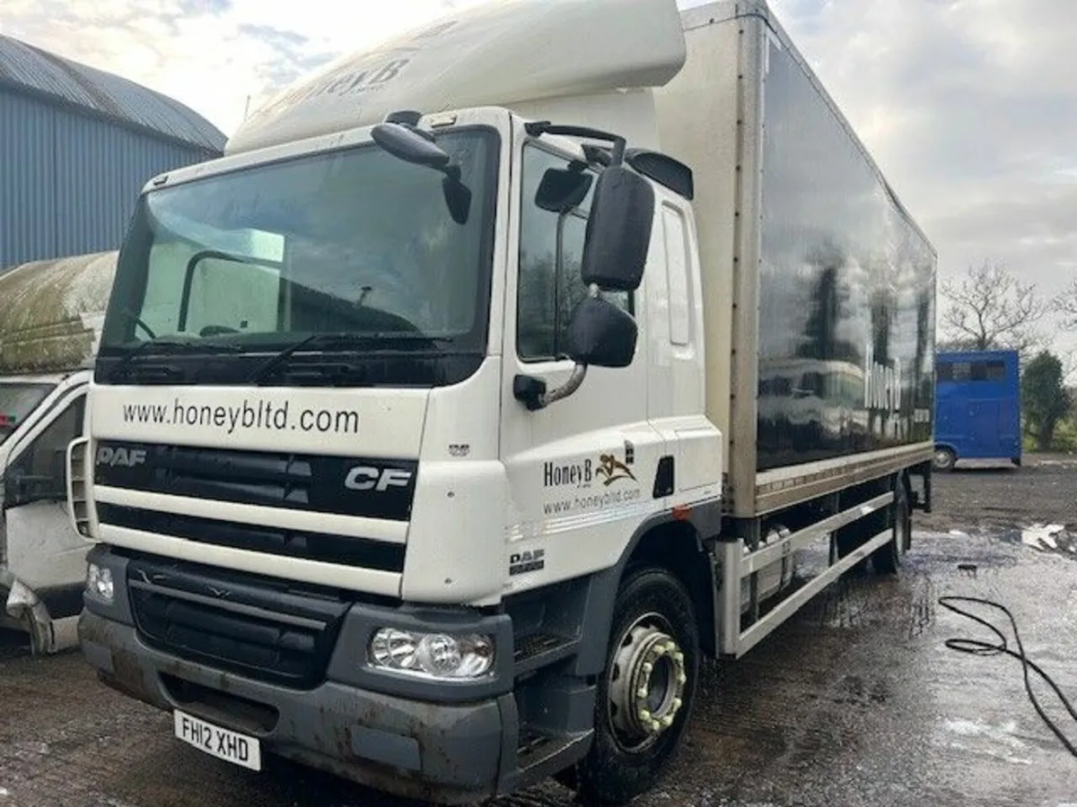 2012 DAF CF 220 BOXVAN - Image 1