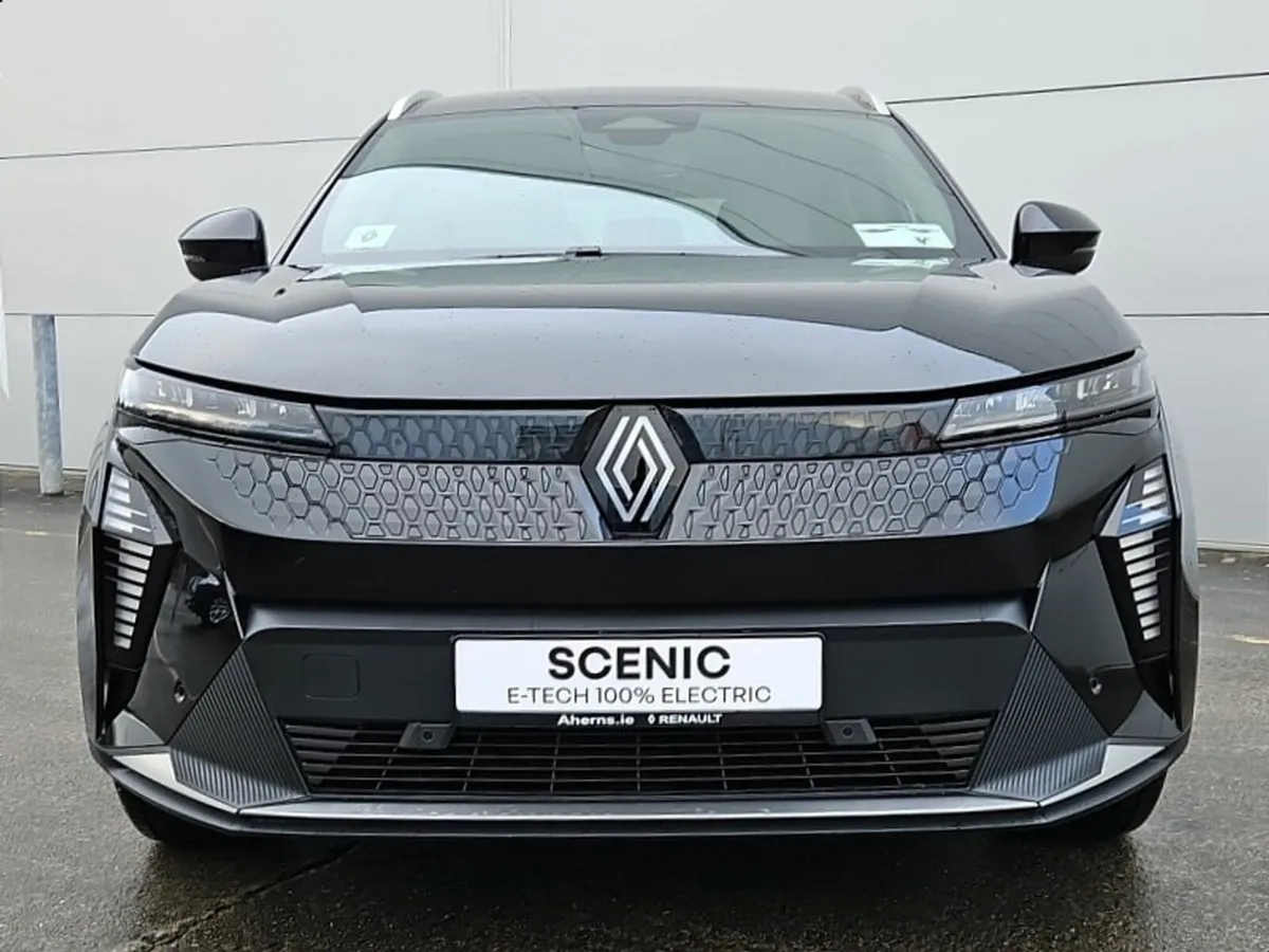 Renault Scenic E- Tech Techno 87kw 220hp - Image 3