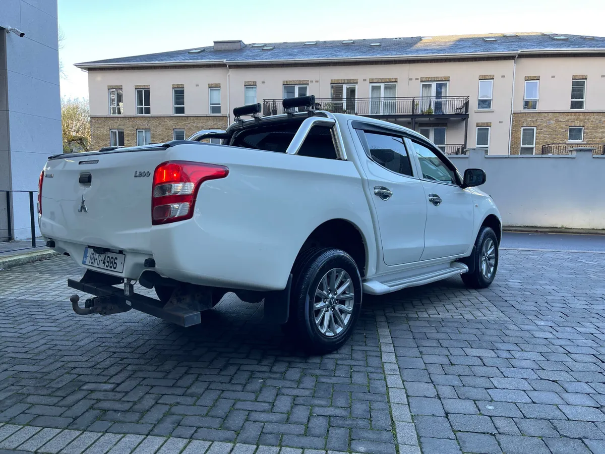 Mitsubishi L200 2018 - Image 2