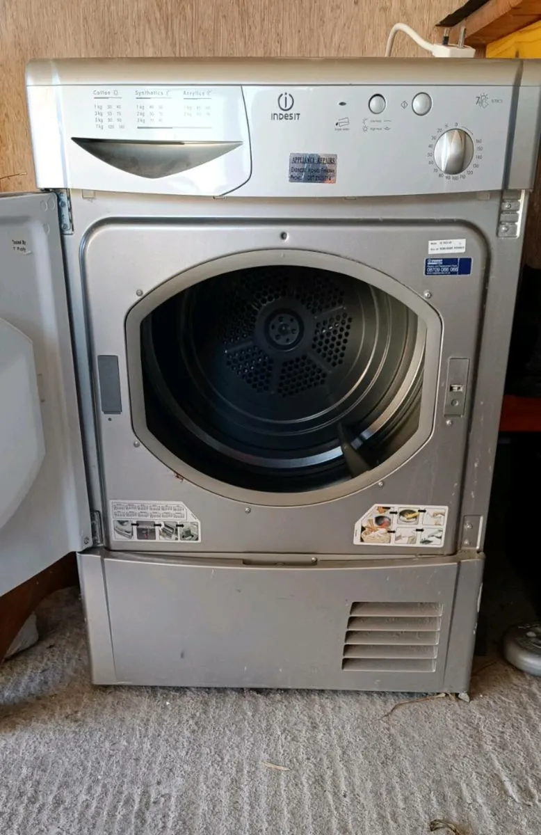 Indesit condenser tumble dryer - Image 2