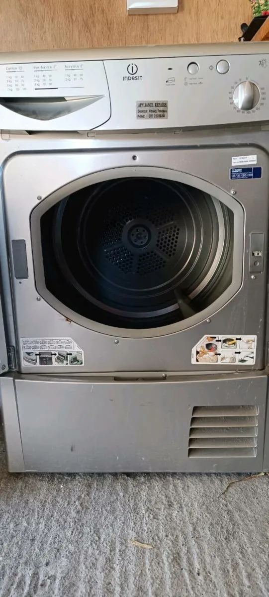 Indesit condenser tumble dryer - Image 3