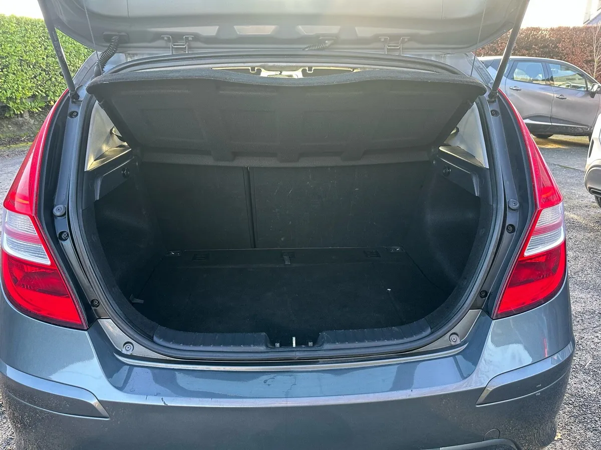 2011 Hyundai i30 Clean Car Low Mileage - Image 4