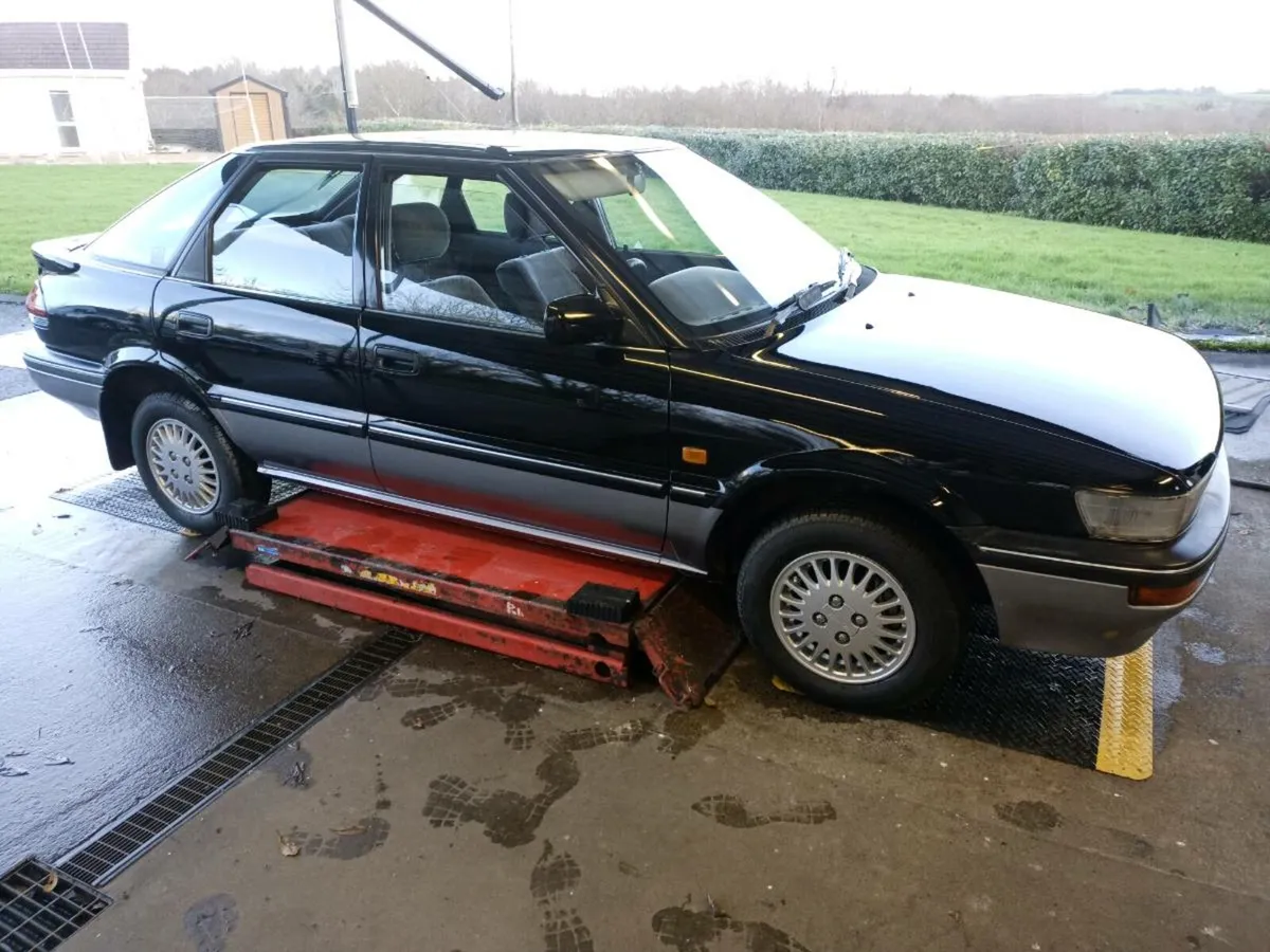 Toyota Corolla sprinter executive - Image 3