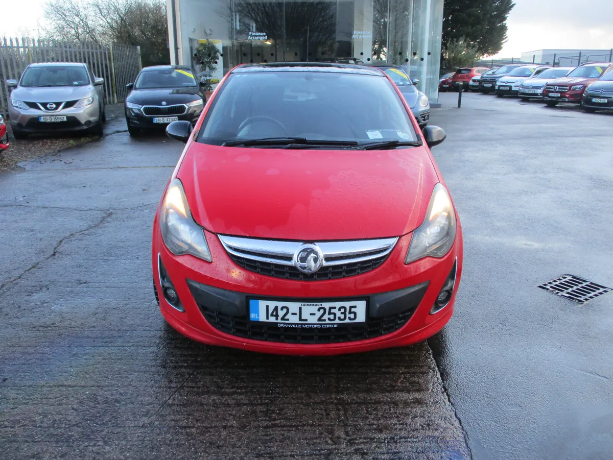 Vauxhall Corsa 1.2 limited edition  2014 - Image 2