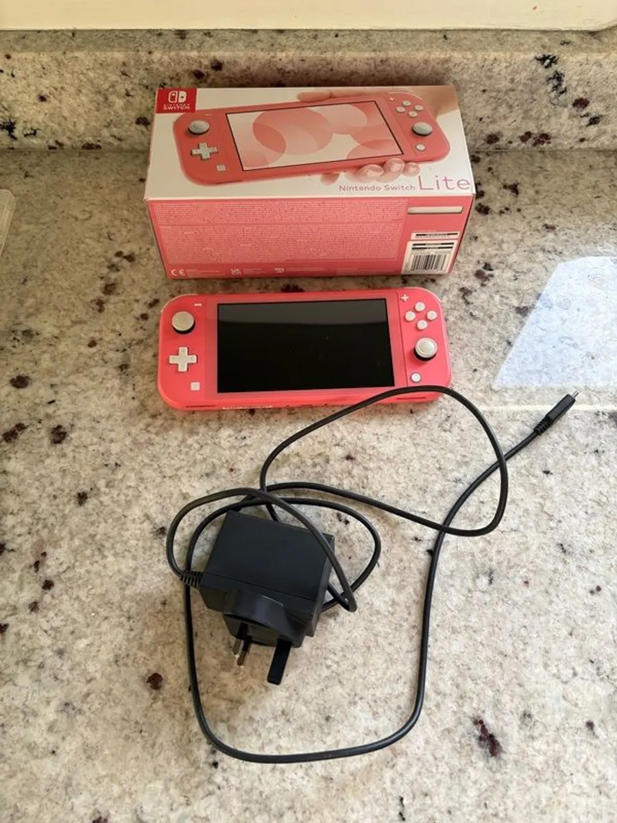Nintendo Switch Lite - Image 3