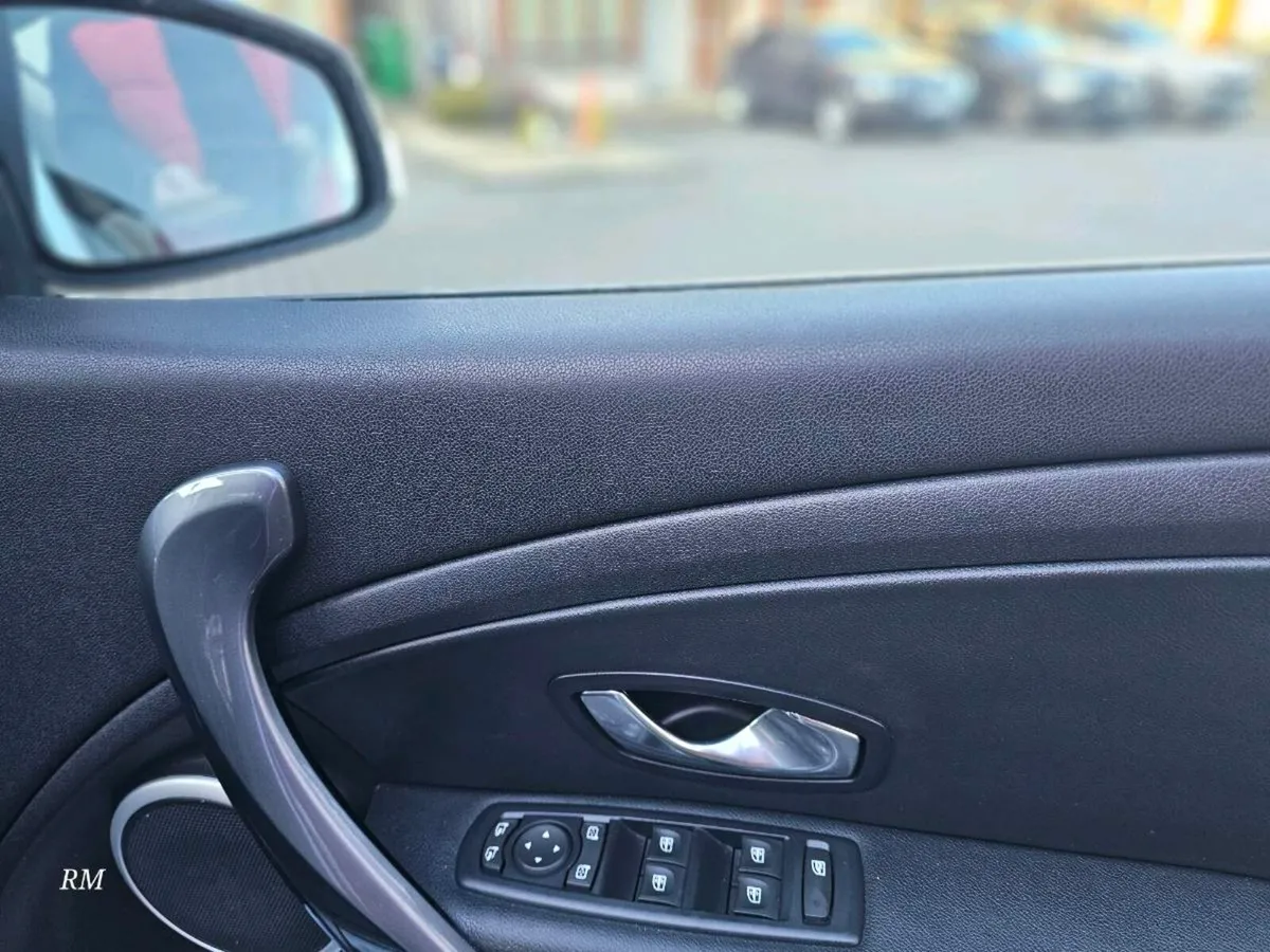 2011, Renault megane grand estate - Image 4