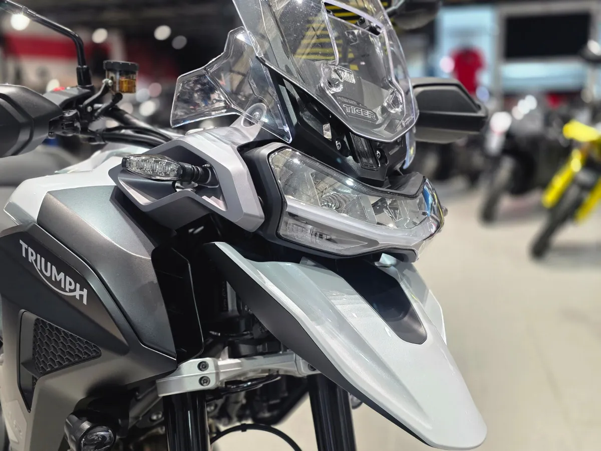 Triumph Tiger 1200 GT Pro - Image 4