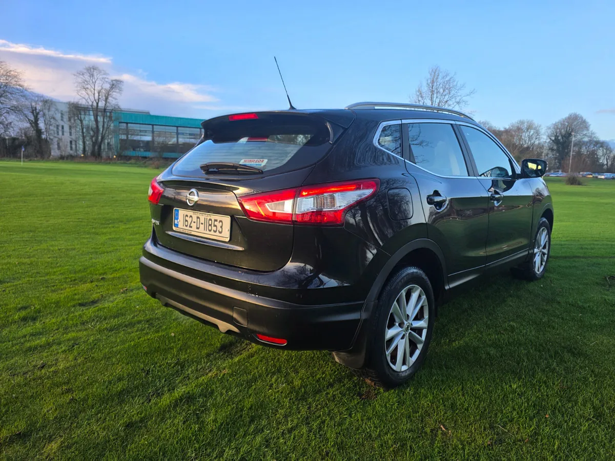 Nissan Qashqai automatic (NCT and TAX) - Image 4