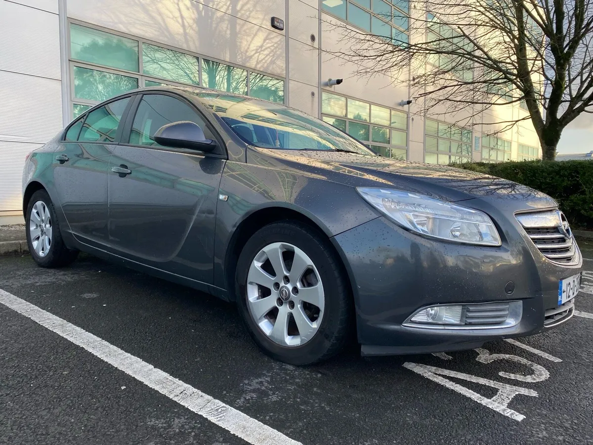 Opel insignia 2012 with Fresh Nct 10.26! - Image 1